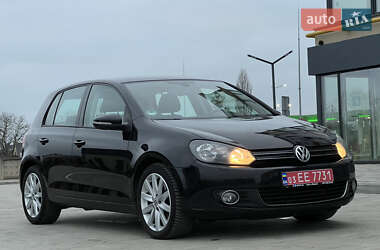 Хэтчбек Volkswagen Golf 2009 в Луцке