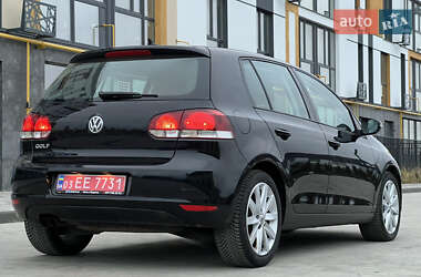 Хэтчбек Volkswagen Golf 2009 в Луцке