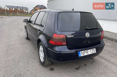 Хетчбек Volkswagen Golf 1998 в Хусті