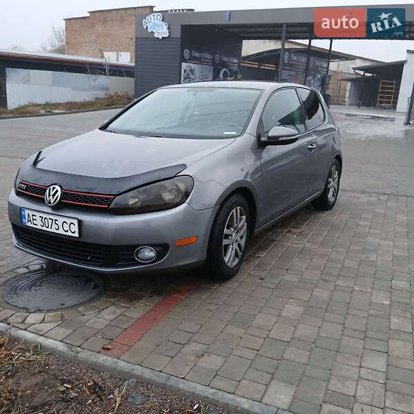 Хетчбек Volkswagen Golf 2012 в Ватутіному