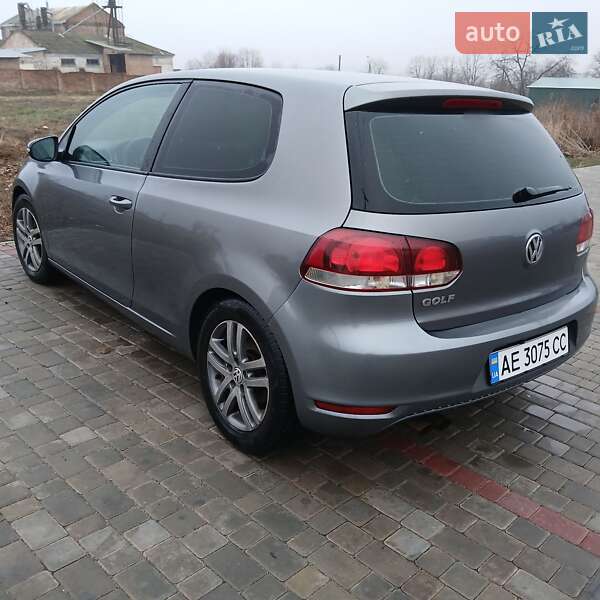 Хетчбек Volkswagen Golf 2012 в Ватутіному