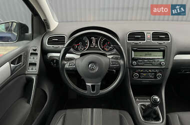 Хетчбек Volkswagen Golf 2013 в Луцьку