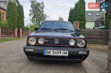 Хетчбек Volkswagen Golf 1990 в Рівному