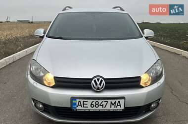 Універсал Volkswagen Golf 2011 в Бучі