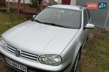 Універсал Volkswagen Golf 2001 в Бучачі