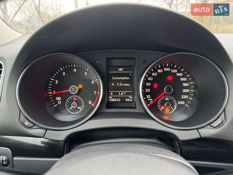 Хетчбек Volkswagen Golf 2009 в Кам'янець-Подільському