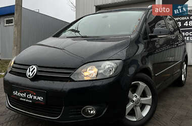 Хетчбек Volkswagen Golf 2010 в Миколаєві