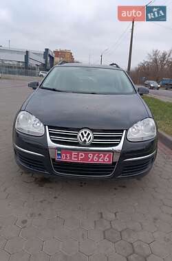 Универсал Volkswagen Golf 2009 в Ровно