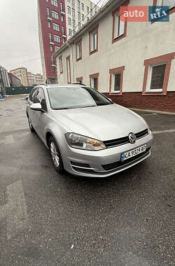 Универсал Volkswagen Golf 2013 в Киеве