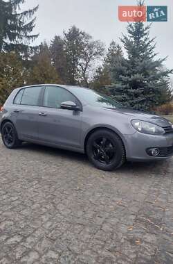 Хэтчбек Volkswagen Golf 2008 в Луцке