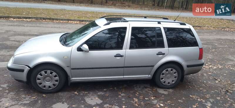 Універсал Volkswagen Golf 1999 в Баранівці
