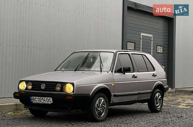 Хэтчбек Volkswagen Golf 1987 в Жовкве