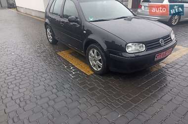 Хетчбек Volkswagen Golf 2003 в Любомлі