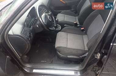 Хетчбек Volkswagen Golf 2003 в Любомлі