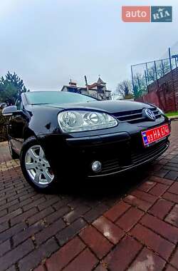 Хэтчбек Volkswagen Golf 2005 в Луцке