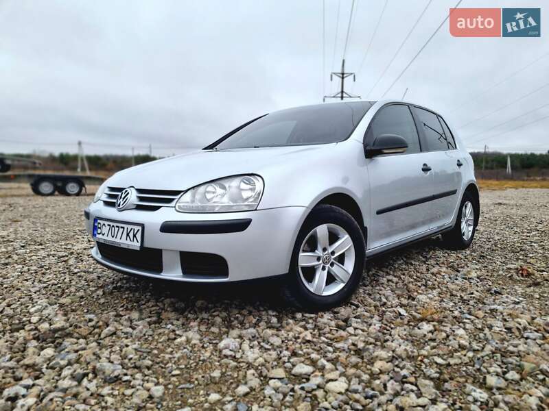 Хетчбек Volkswagen Golf 2008 в Яворові