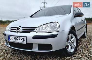 Хетчбек Volkswagen Golf 2008 в Яворові