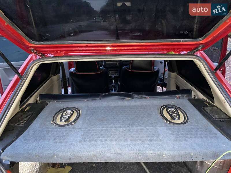 Хэтчбек Volkswagen Golf 1988 в Яворове