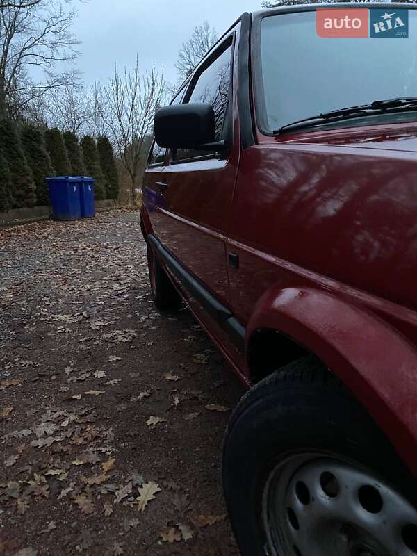 Хэтчбек Volkswagen Golf 1988 в Яворове