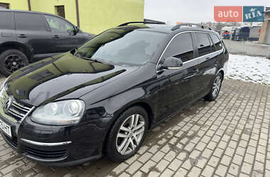 Універсал Volkswagen Golf 2009 в Івано-Франківську