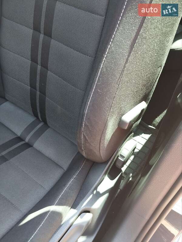 Універсал Volkswagen Golf 2015 в Бучі