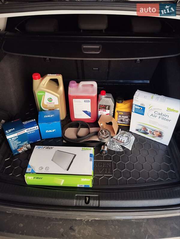 Універсал Volkswagen Golf 2015 в Бучі