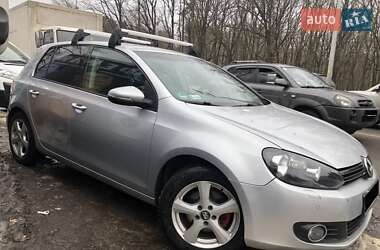 Хетчбек Volkswagen Golf 2009 в Києві