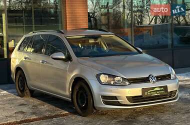 Універсал Volkswagen Golf 2013 в Києві