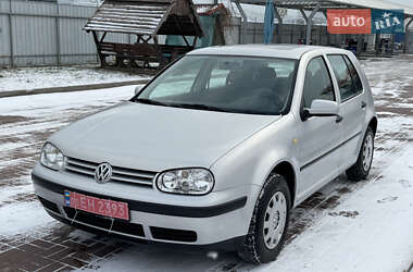 Хетчбек Volkswagen Golf 2000 в Полтаві