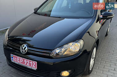 Хетчбек Volkswagen Golf 2009 в Луцьку