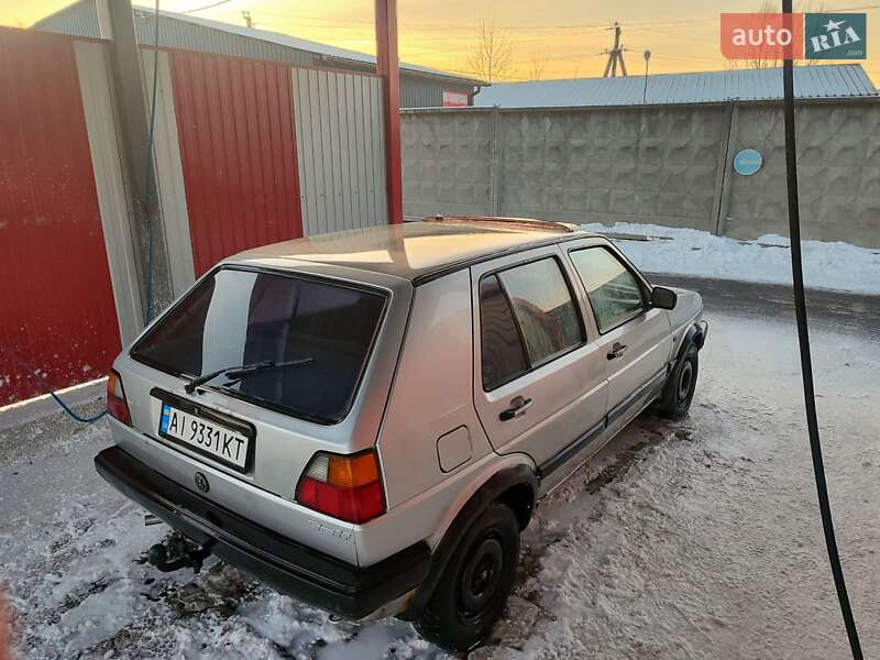 Хэтчбек Volkswagen Golf 1988 в Вышгороде