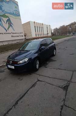 Хэтчбек Volkswagen Golf 2011 в Николаеве