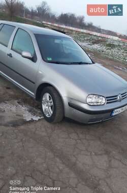 Хетчбек Volkswagen Golf 2002 в Балті