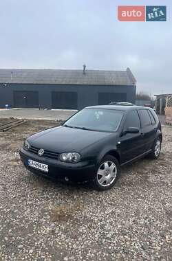 Хетчбек Volkswagen Golf 2003 в Корсунь-Шевченківському