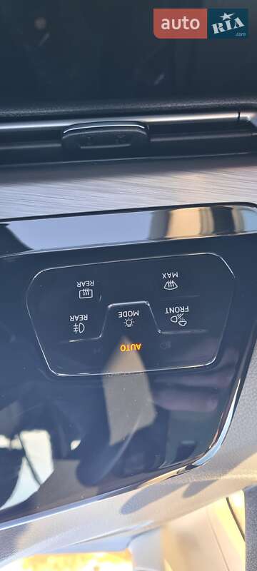 Универсал Volkswagen Golf 2021 в Киеве