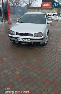 Хетчбек Volkswagen Golf 2001 в Балті