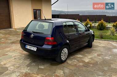 Хетчбек Volkswagen Golf 2001 в Тернополі