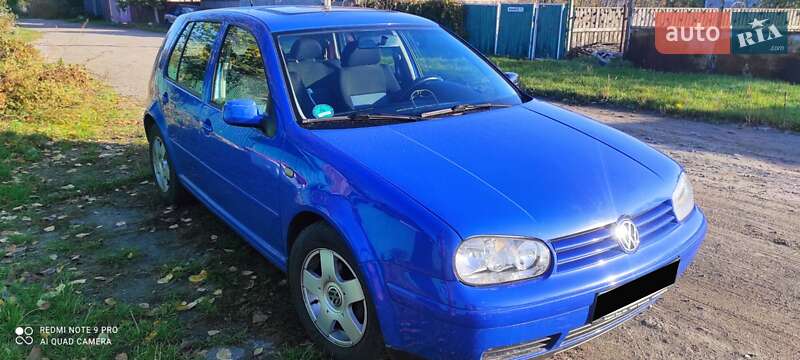 Хэтчбек Volkswagen Golf 1998 в Киеве