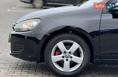 Хетчбек Volkswagen Golf 2009 в Луцьку