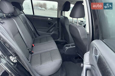 Хетчбек Volkswagen Golf 2009 в Луцьку