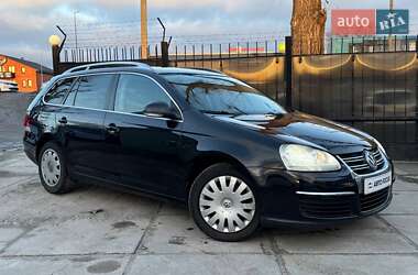 Універсал Volkswagen Golf 2009 в Києві