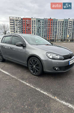 Хэтчбек Volkswagen Golf 2012 в Киеве