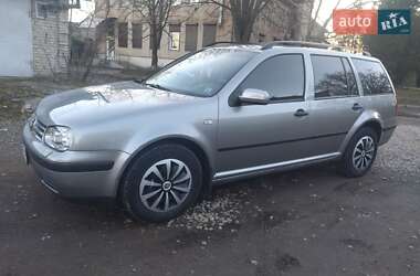 Универсал Volkswagen Golf 2006 в Калуше