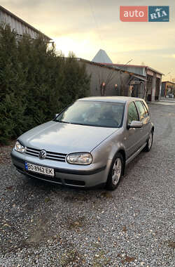 Хетчбек Volkswagen Golf 2002 в Збаражі