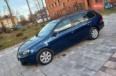 Універсал Volkswagen Golf 2011 в Надвірній