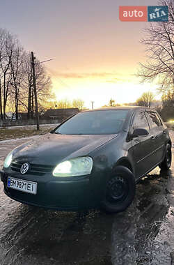 Хетчбек Volkswagen Golf 2005 в Кролевці