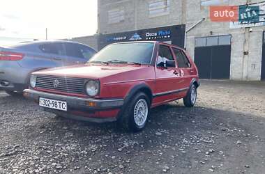 Хетчбек Volkswagen Golf 1987 в Новояворівську