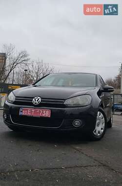 Хетчбек Volkswagen Golf 2010 в Зміїві