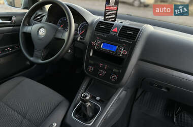 Універсал Volkswagen Golf 2009 в Вінниці