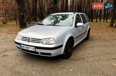 Универсал Volkswagen Golf 2000 в Малине